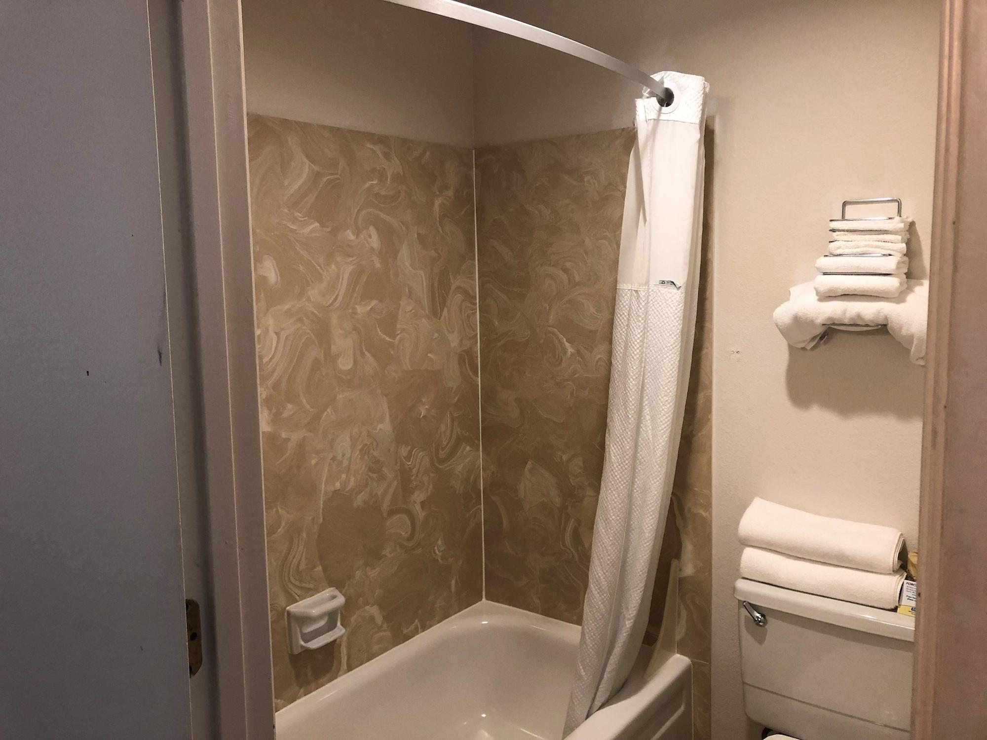 Days Inn By Wyndham Corvallis Bagian luar foto