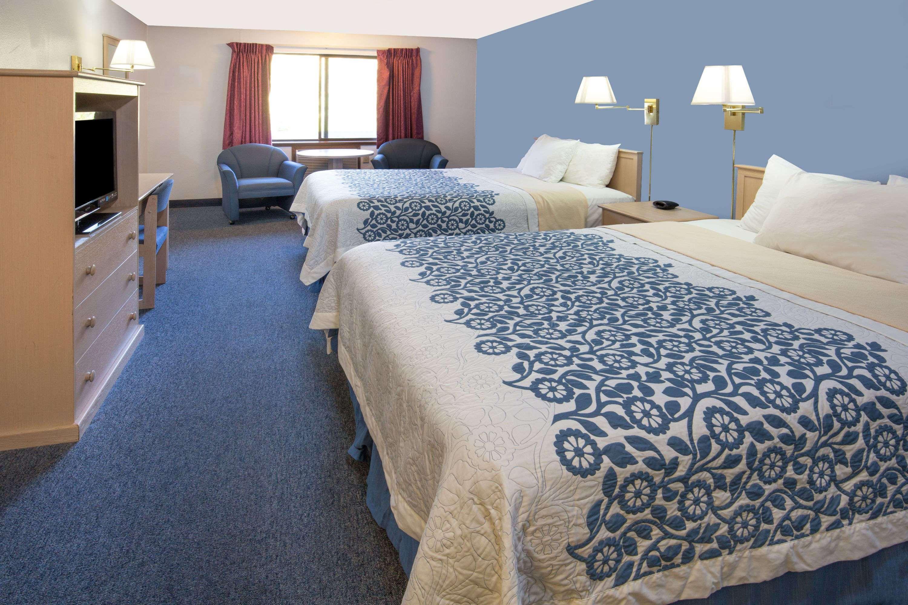 Days Inn By Wyndham Corvallis Bagian luar foto
